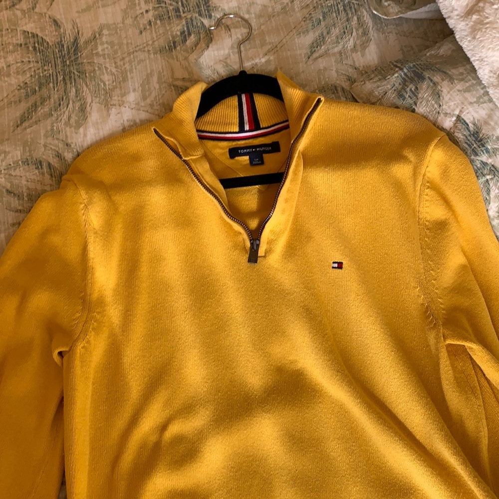 Knitted Tommy Hilfiger sweater